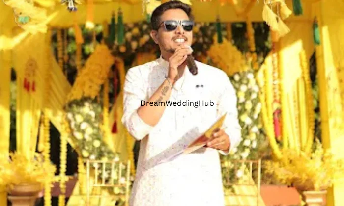 Anchor Saurabh Dhapatkar